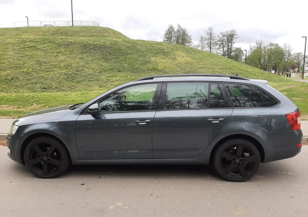 Skoda Octavia cena 38300 przebieg: 186000, rok produkcji 2015 z Krotoszyn małe 79